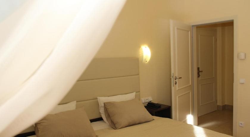 Hotel Unique 7
