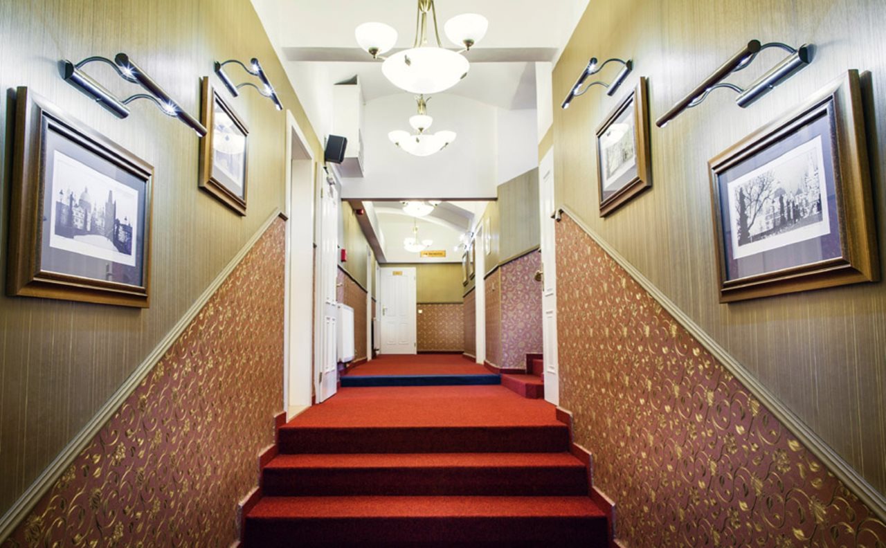 Hotel Taurus 21