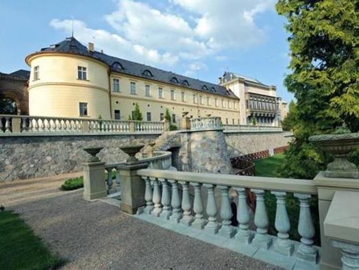 Chateau Zbiroh 1