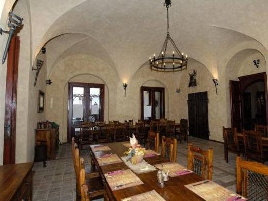 Chateau Zbiroh 13