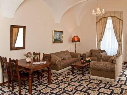 Chateau Zbiroh 23