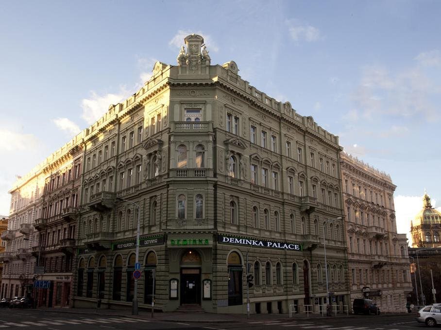 Deminka Palace 1