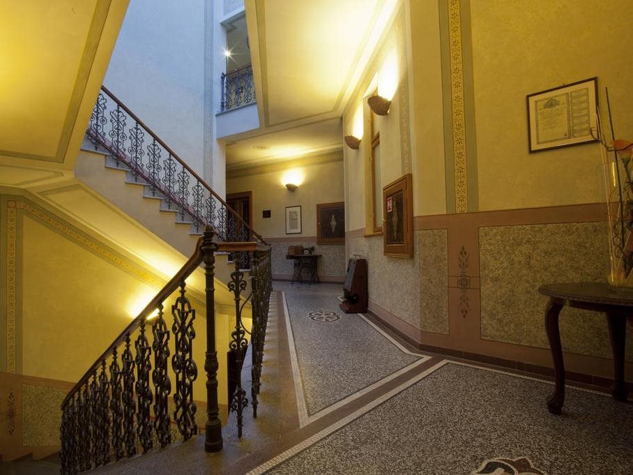 Deminka Palace 22