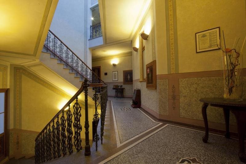 Deminka Palace 24