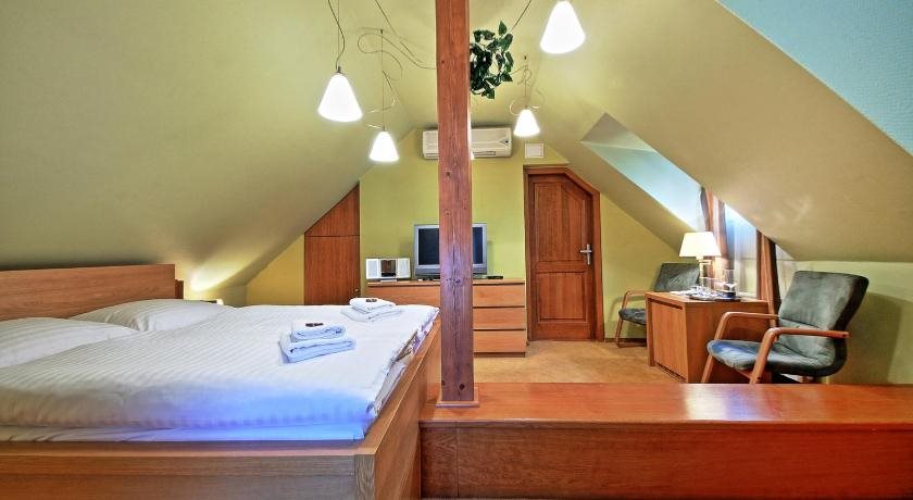 Tyn Yard Residence 2