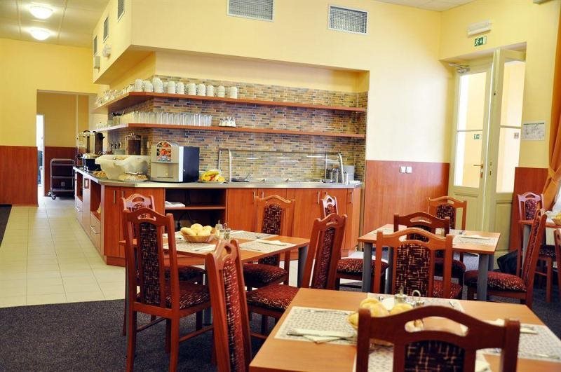 Hotel Zlata Vaha 13