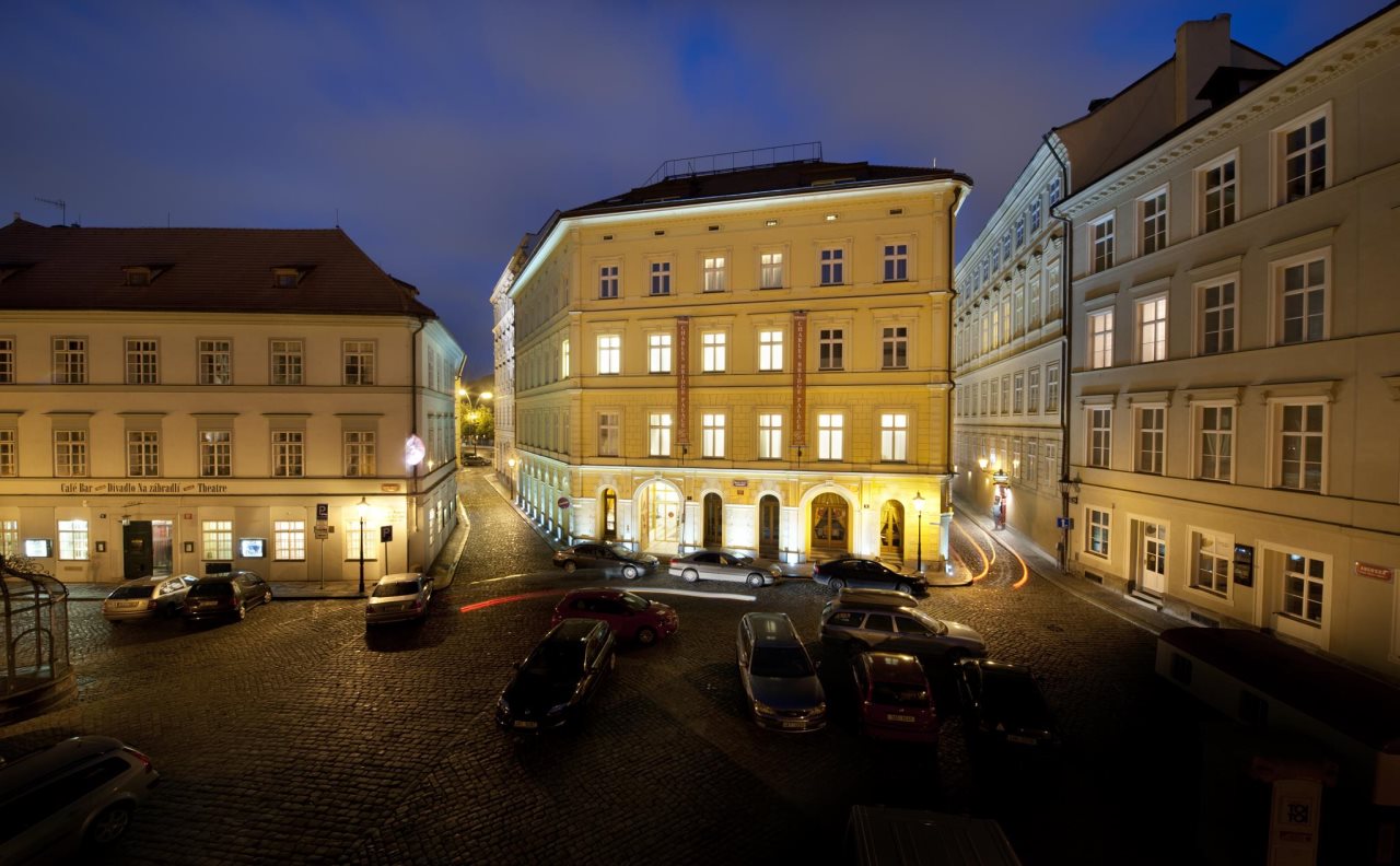 Charles Bridge Palace 9