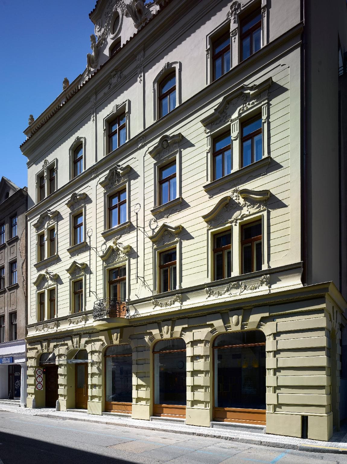 INNSiDE Prague Old Town 8