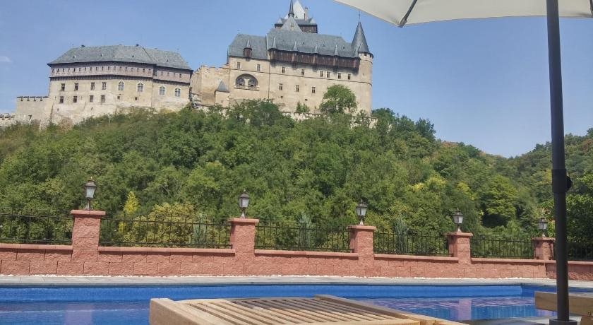 Karlstejn Hotel 2