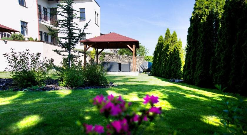 Falconi Pension 22