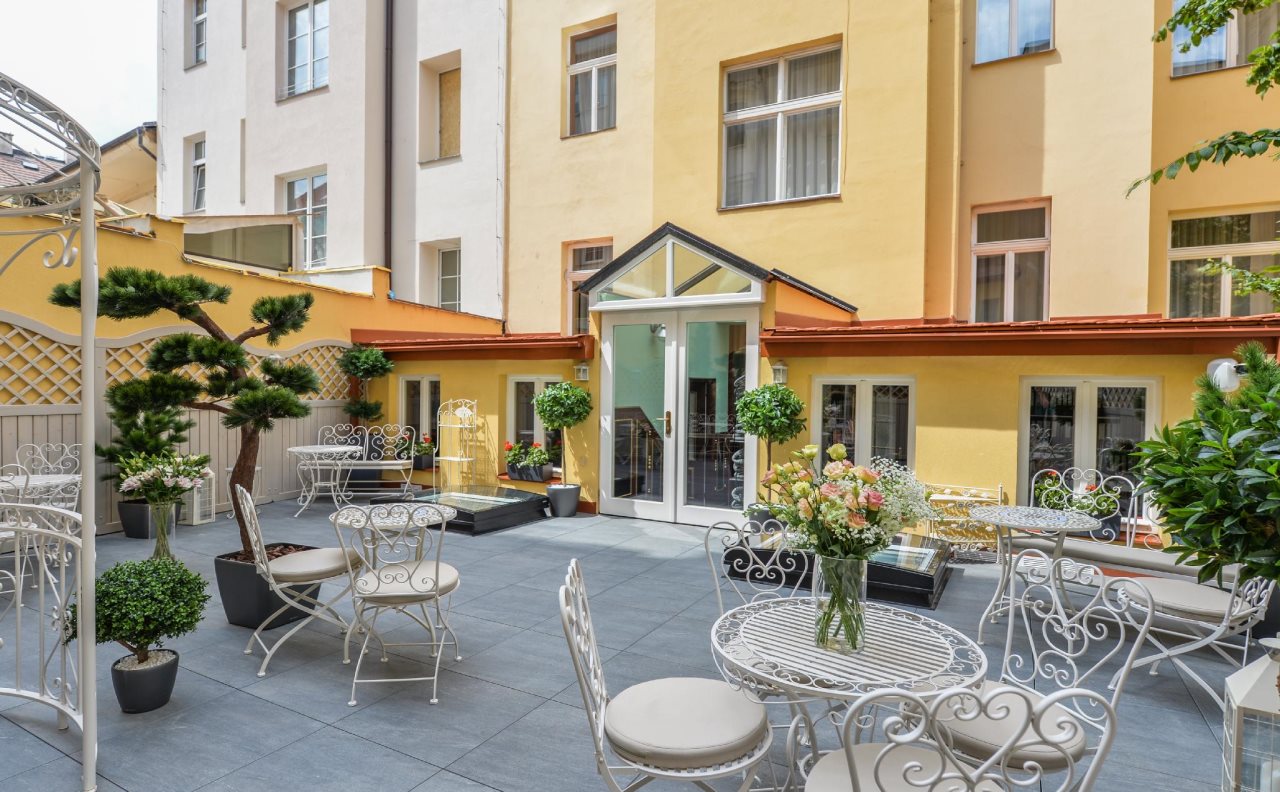 Hotel Hastal Prague Old Town 12