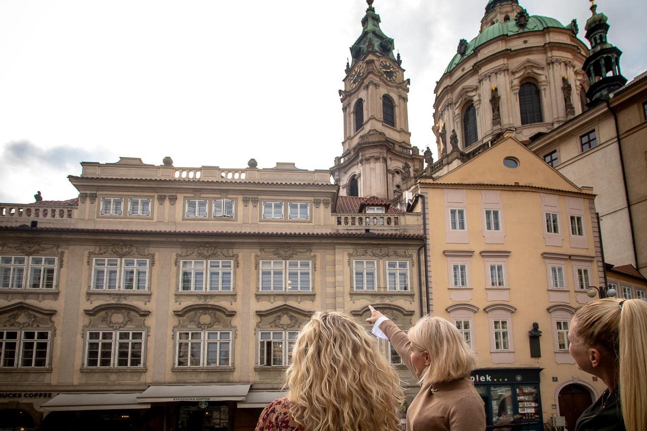 Miss Sophie's Charles Bridge 22