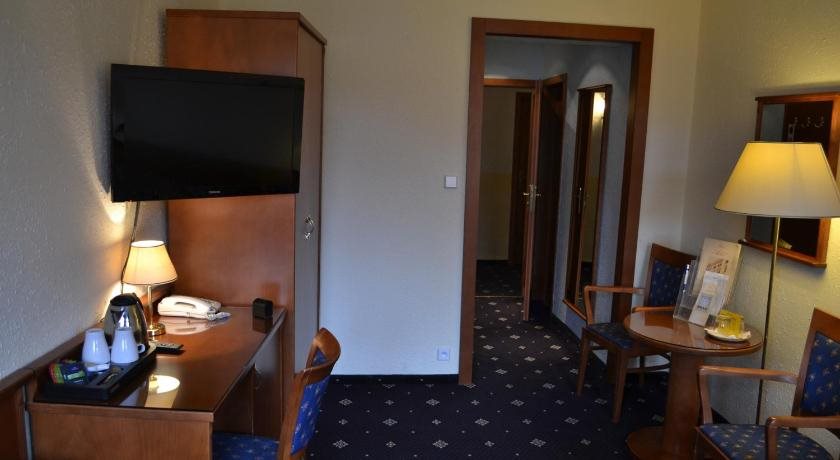 Hotel Arbes 11