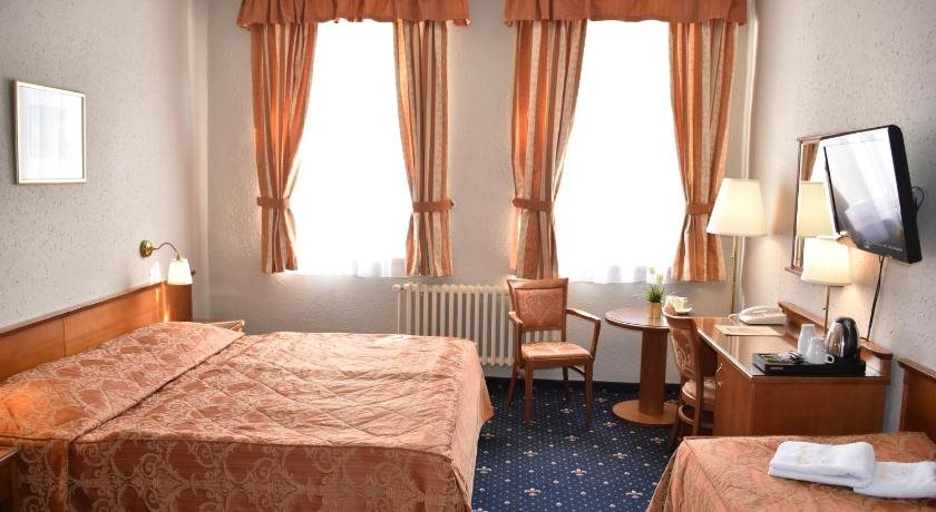 Hotel Arbes 17