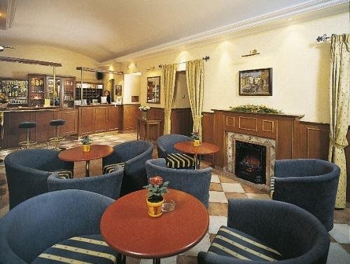 Hotel Arbes 5