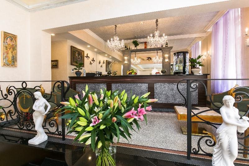 Hotel Caruso Old Town Prague 4