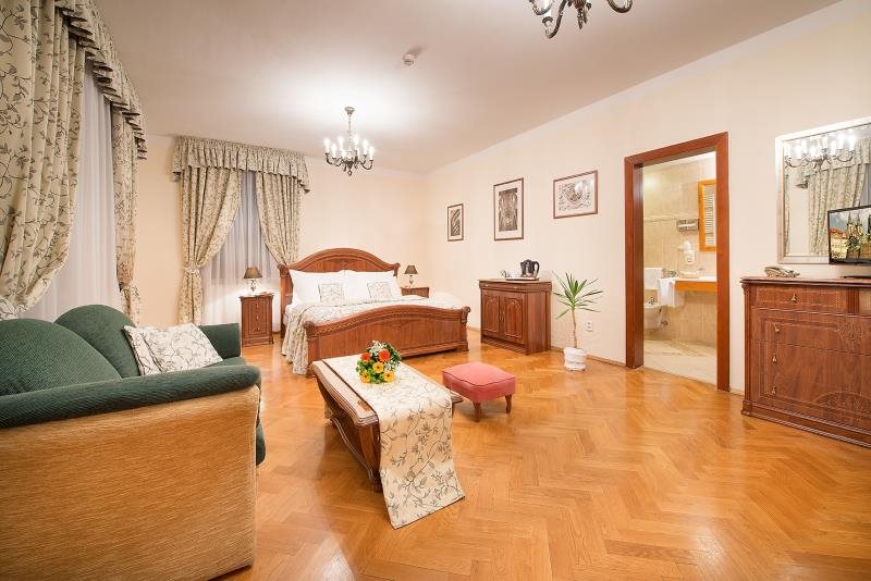 Boutique Hotel Constans 18