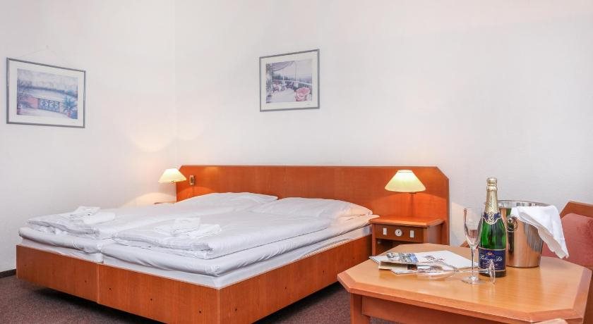 Hotel Astra 21