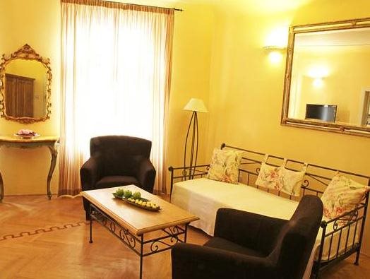 Black Stair Suites 9