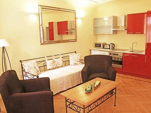Black Stair Suites 10