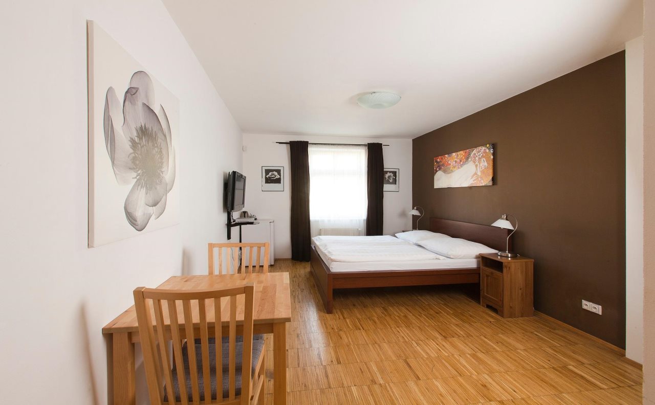 DownTown Suites Kodanská 19