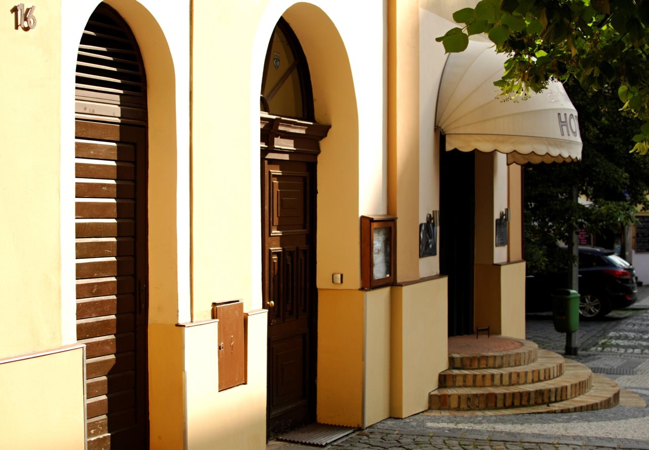 City Bell 1