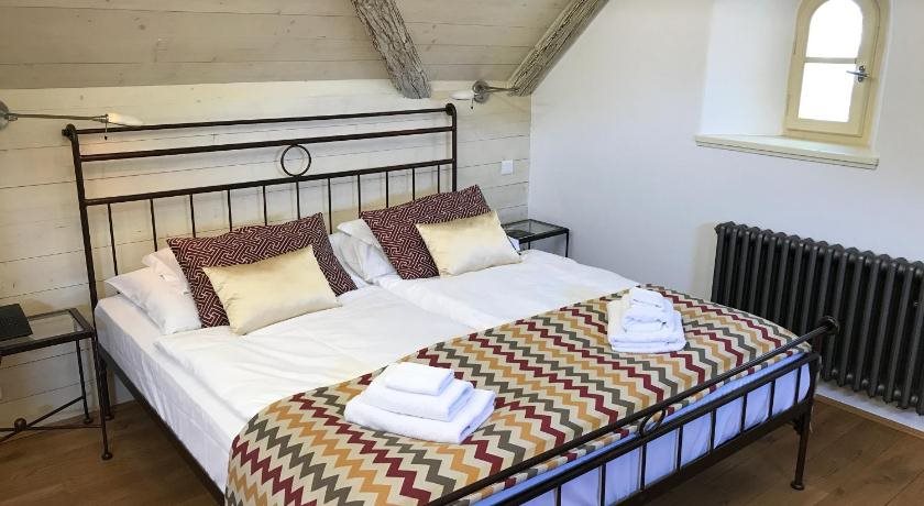 Bellevue Hotel Karlov 8
