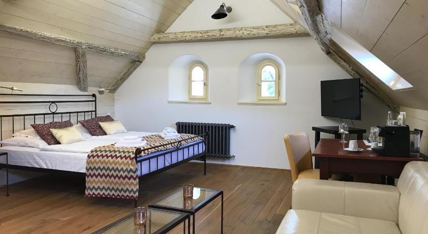 Bellevue Hotel Karlov 9