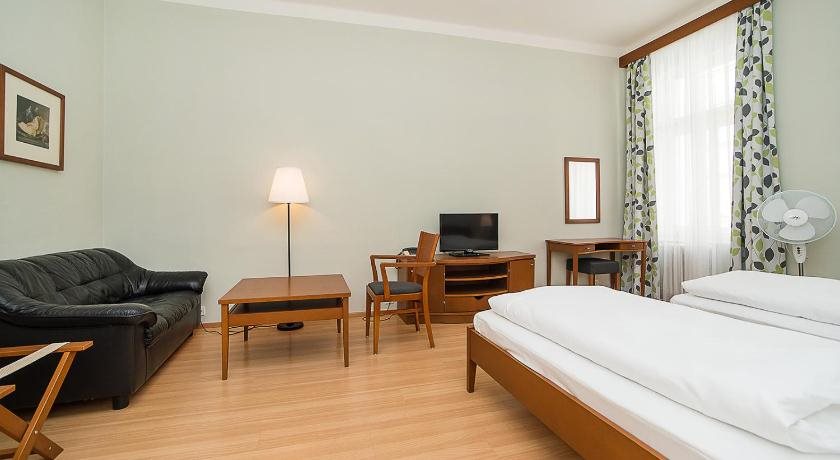 Hotel Orion 18