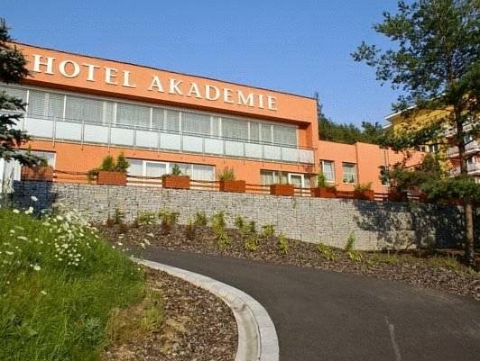 Hotel Akademie Nahác 24