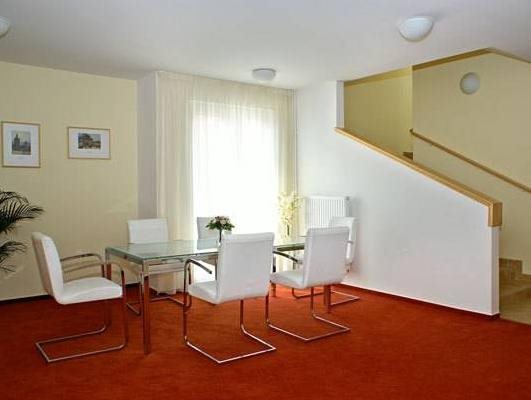 Hotel Akademie Nahác 4