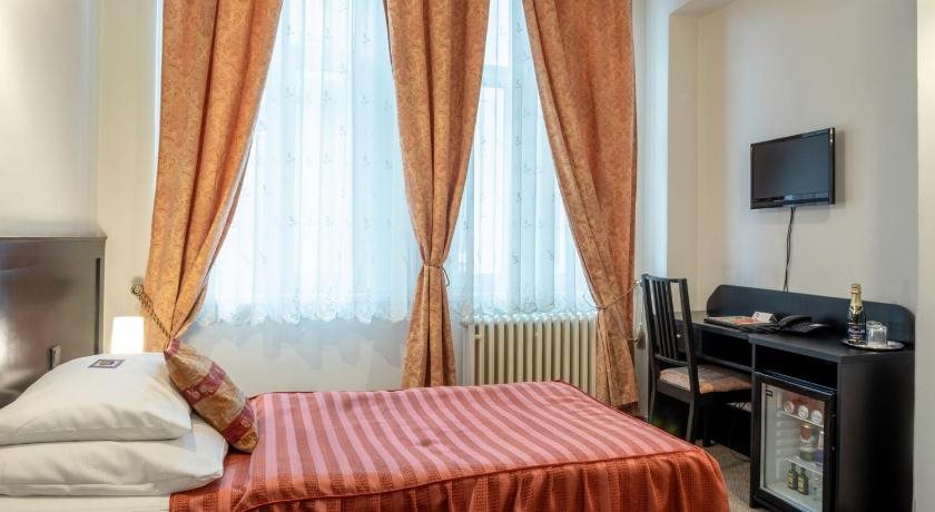 EA Hotel Praga 1885 12