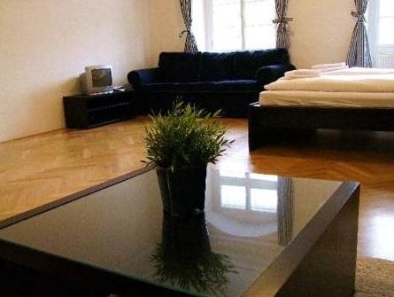 Charles Bridge Premium Apartments 23