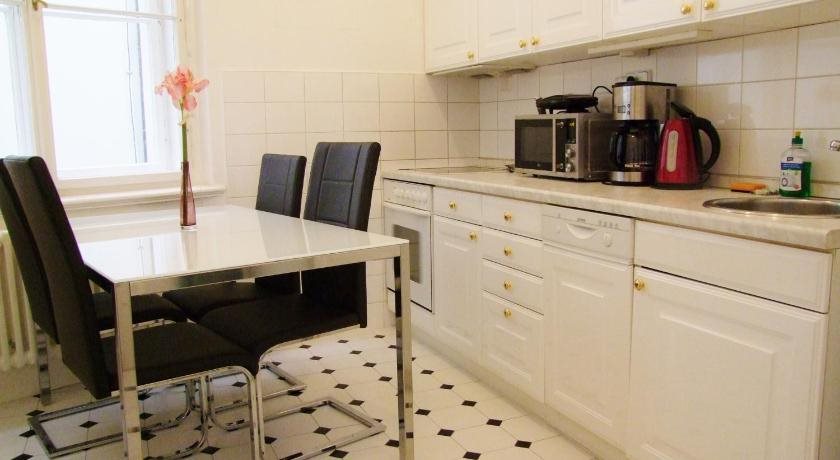 Charles Bridge Premium Apartments 5
