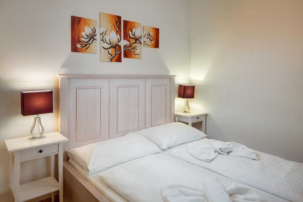 Charles Bridge Premium Apartments 7