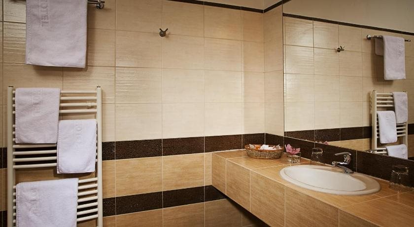 Dolce Villa Hotel 2