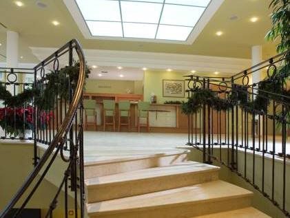 Dolce Villa Hotel 5