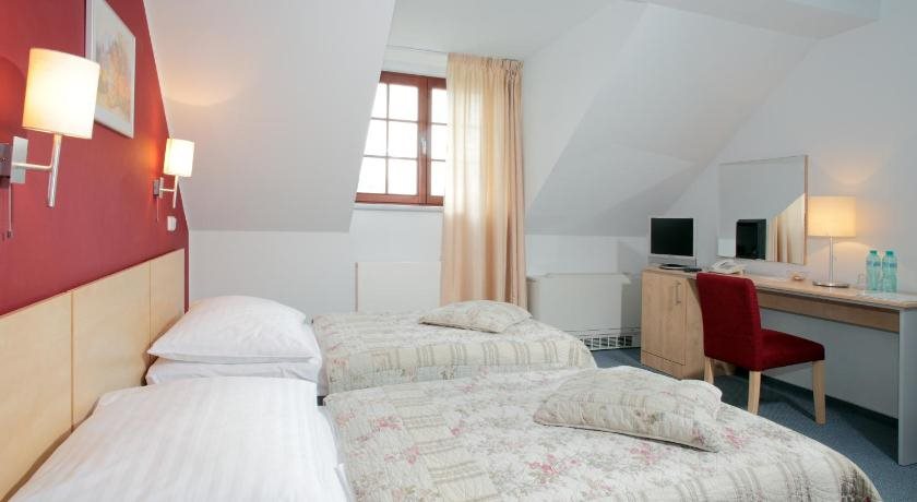 Hotel Chvalska Tvrz 22
