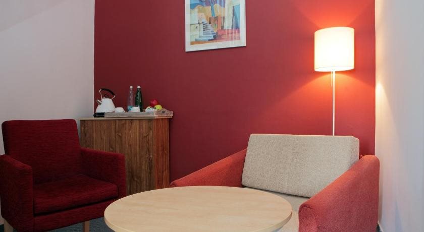 Hotel Chvalska Tvrz 24