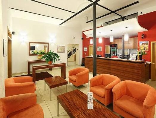 Hotel Chvalska Tvrz 4