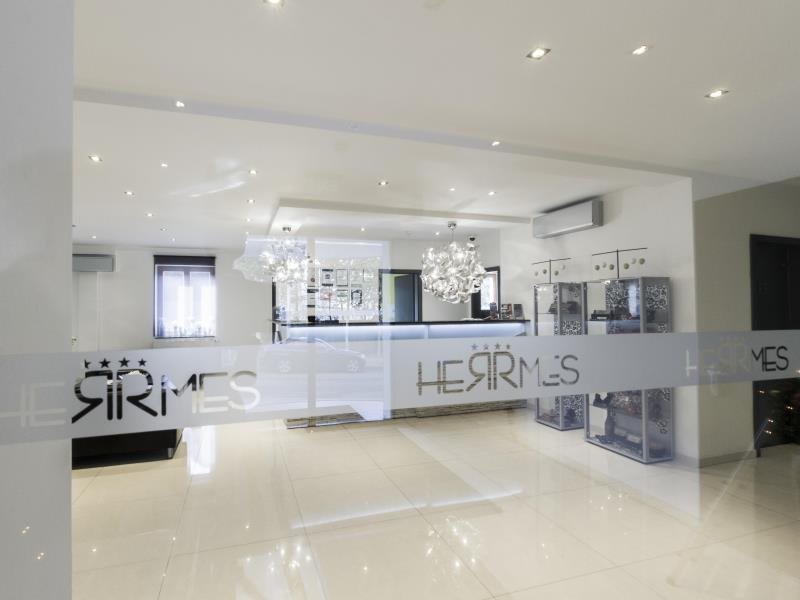 Herrmes 9