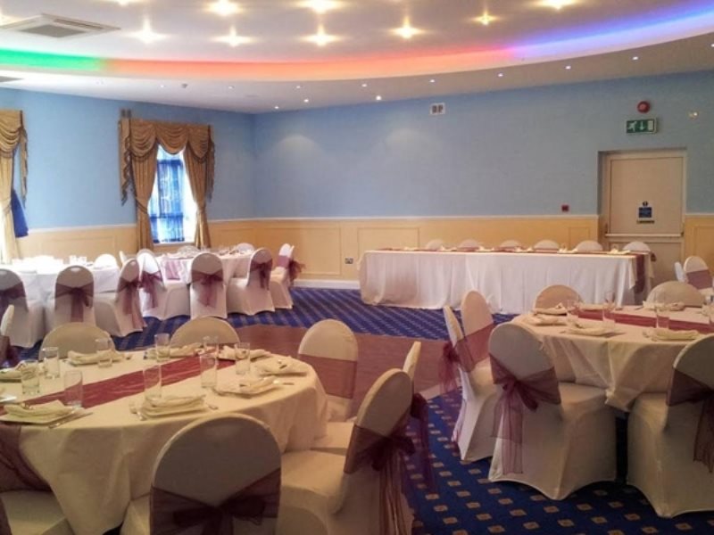 OYO Bostons Manor Hotel, Hanwell London 9