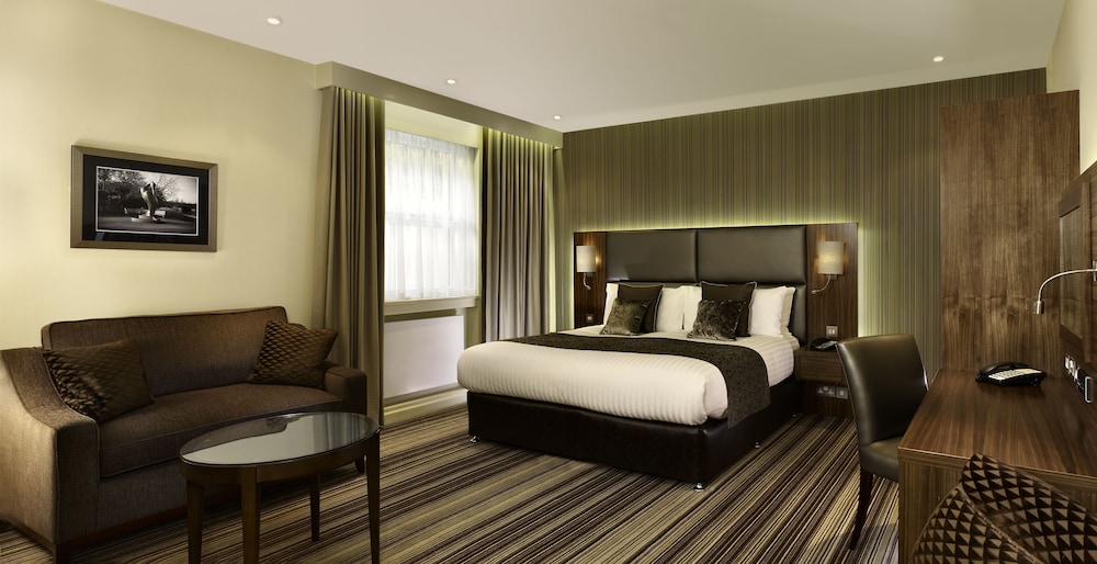 Blakemore Hyde Park 8