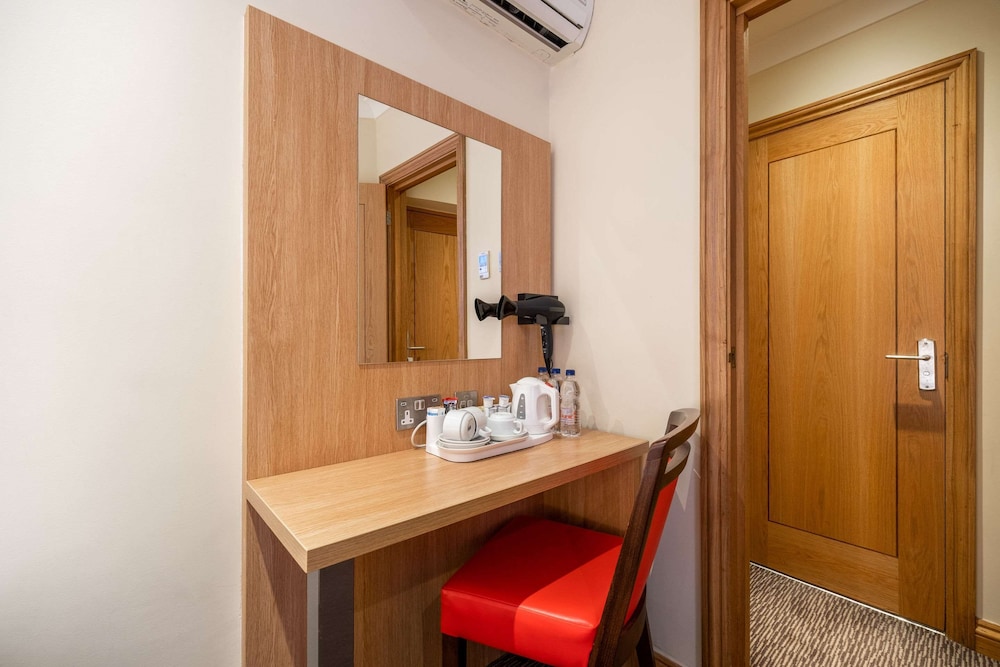 Comfort Inn Hyde Park 12