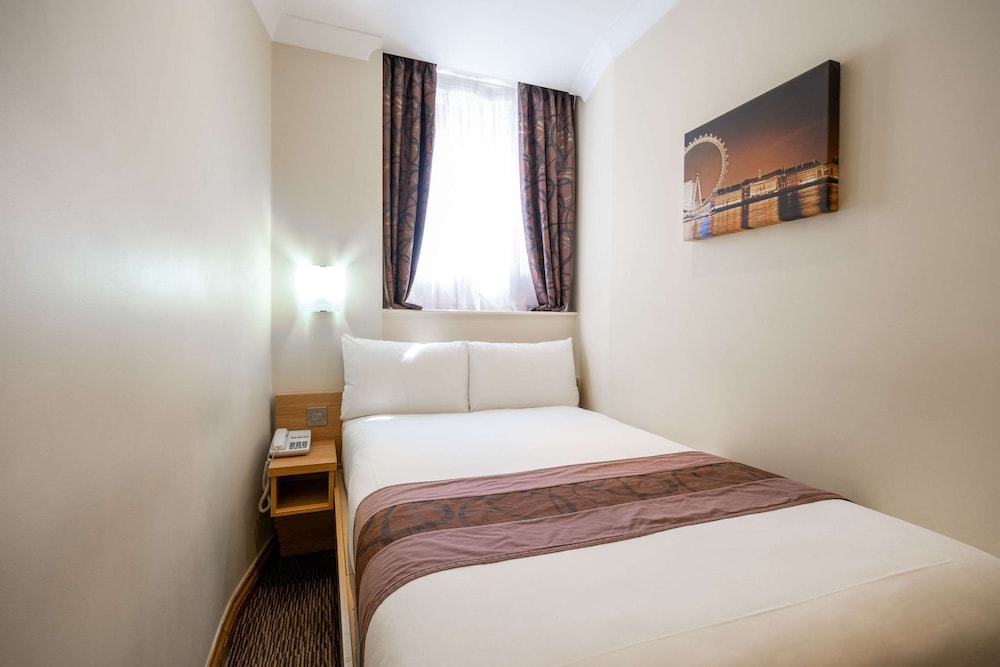 Comfort Inn Hyde Park 8