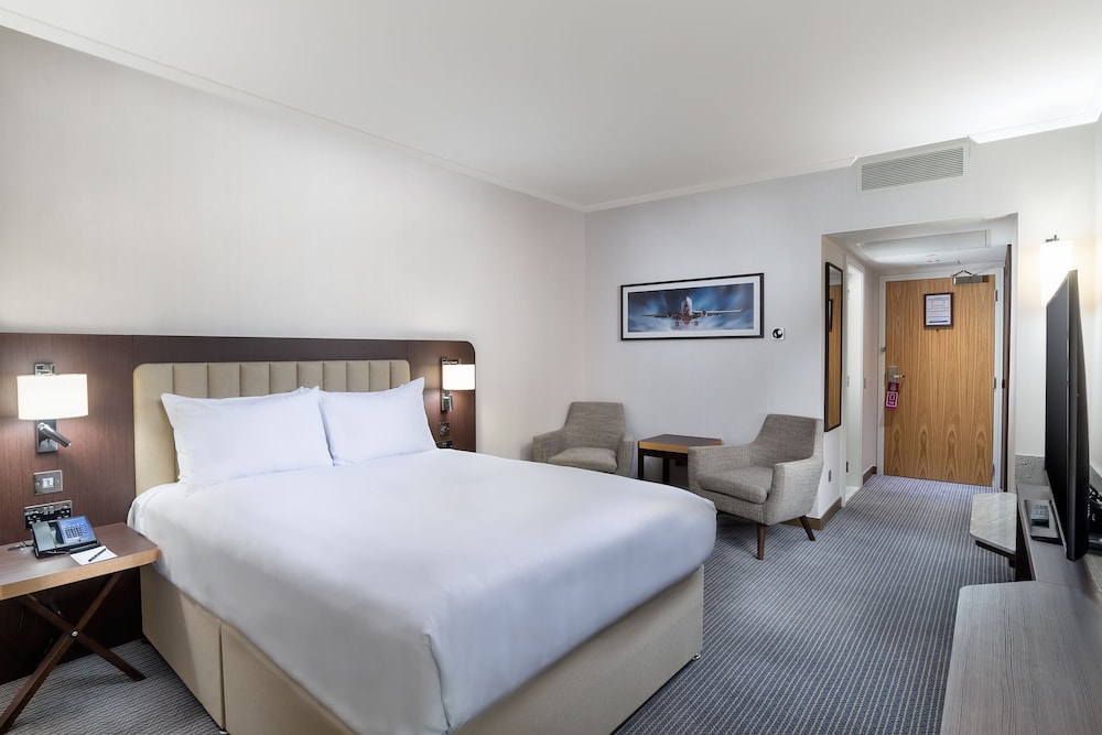 Hilton Gatwick Airport 5