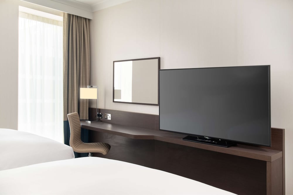 Hilton Gatwick Airport 16