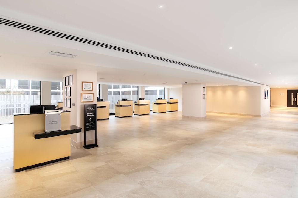 Hilton Gatwick Airport 4
