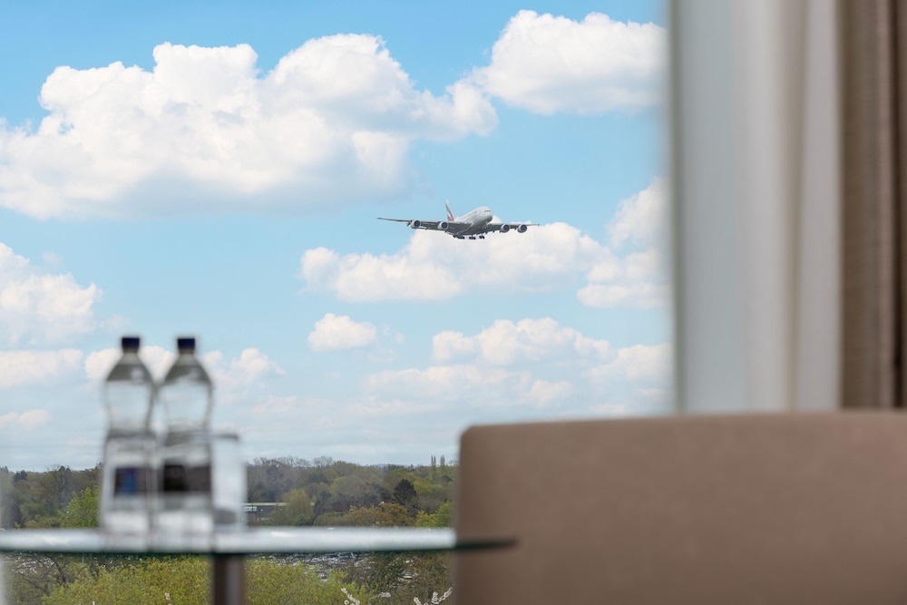 Hilton Gatwick Airport 22