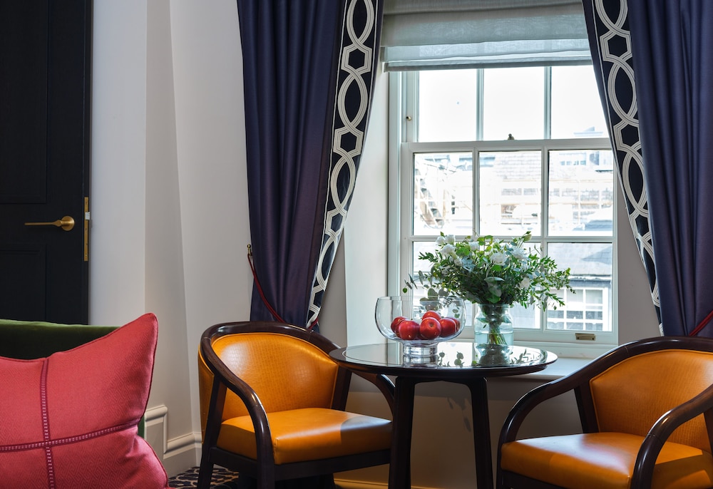 The Mayfair Townhouse 17